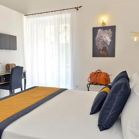Frühstückspension Amalfi Resort 2*