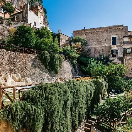 Bed & Breakfast Amalfi Resort 4*