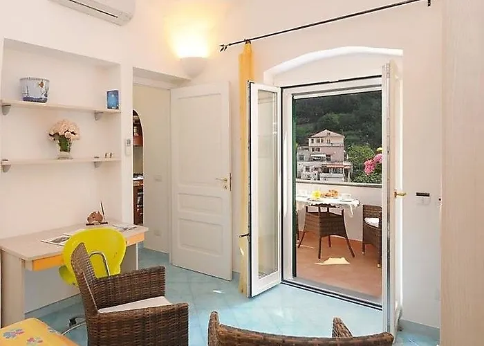 Amalfi Resort Bed & Breakfast 4*
