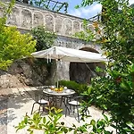 Amalfi Resort Bed & Breakfast
