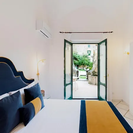 Amalfi Resort 4*