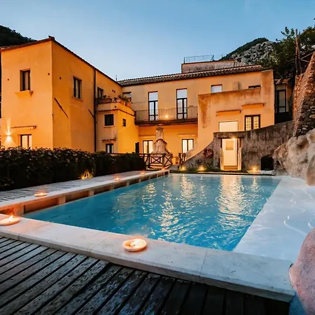 阿玛尔菲度假村