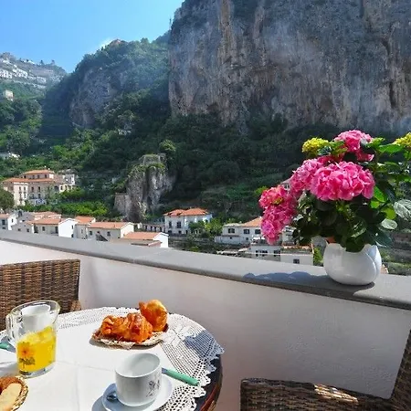 Bed & Breakfast Amalfi Resort 4*