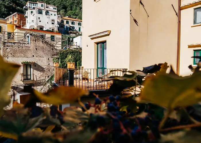 Oda ve Kahvaltı Amalfi Resort 4*